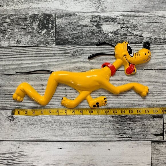 Rare Walt Disney Herstellung Germany Running Pluto Plastic Wall Decor Art 3D - Picture 6 of 7